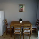 City Center Modern Single Floor Apartment